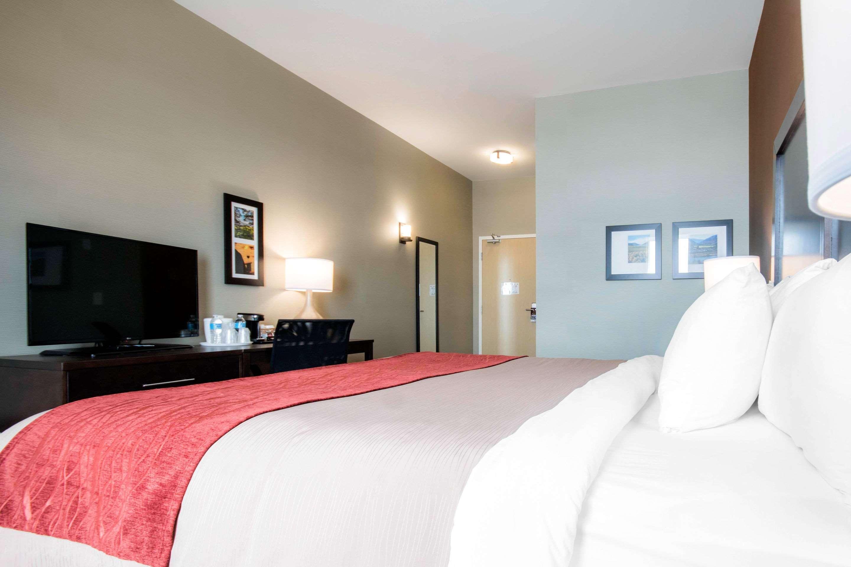 Comfort Inn & Suites Меррітт Екстер'єр фото