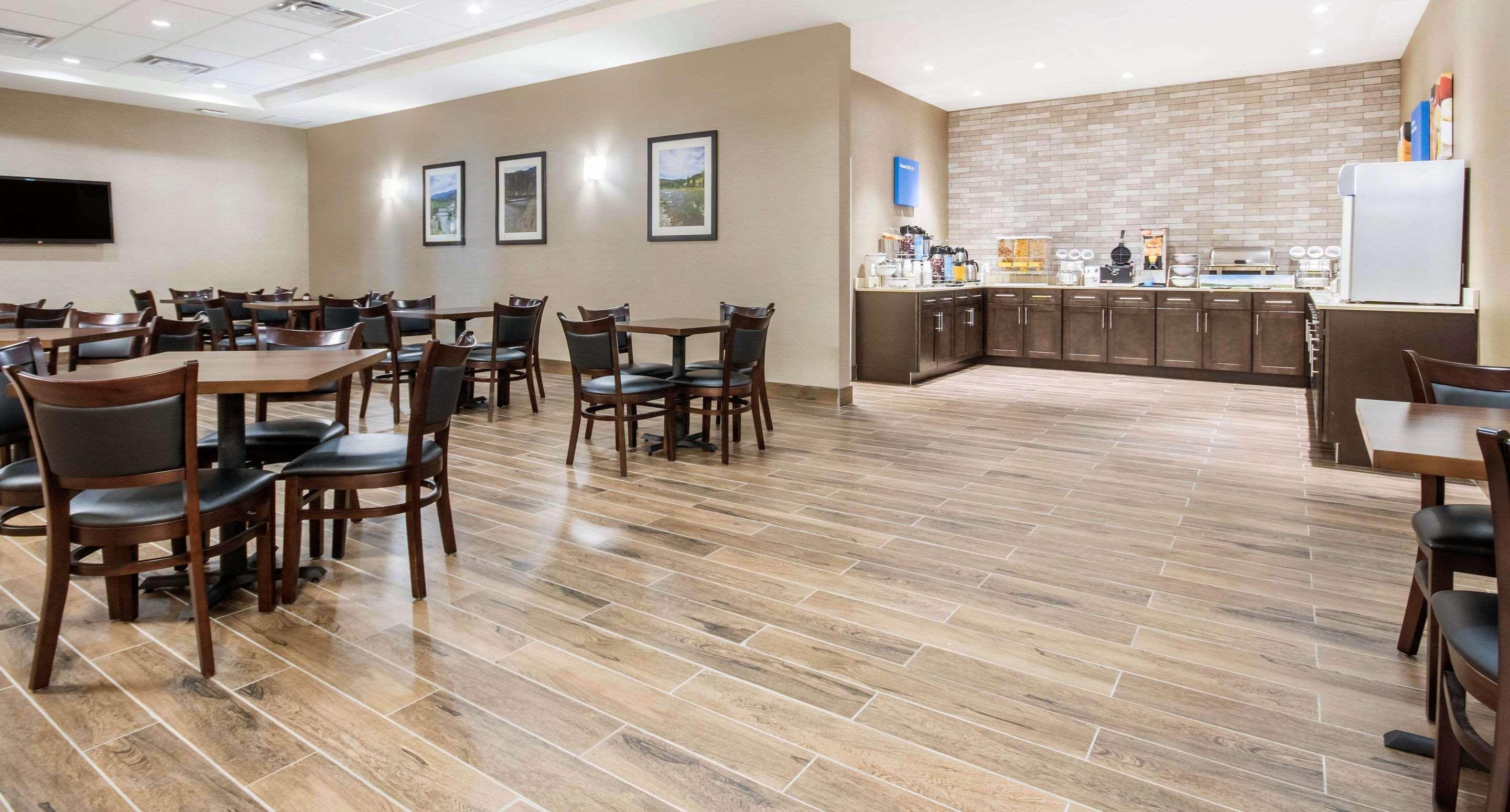 Comfort Inn & Suites Меррітт Екстер'єр фото