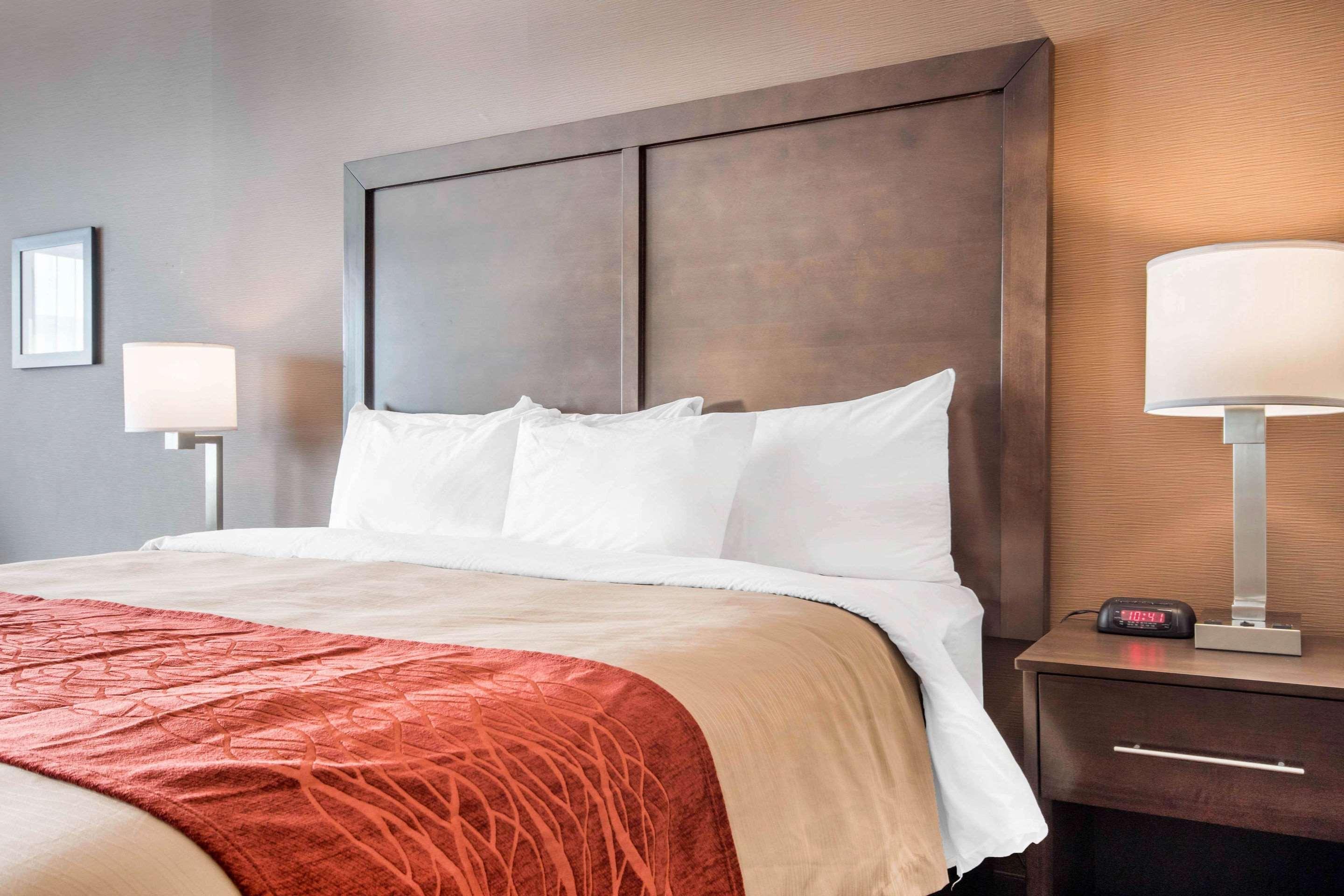 Comfort Inn & Suites Меррітт Екстер'єр фото