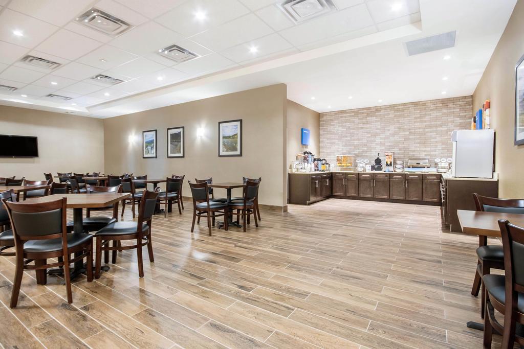 Comfort Inn & Suites Меррітт Екстер'єр фото