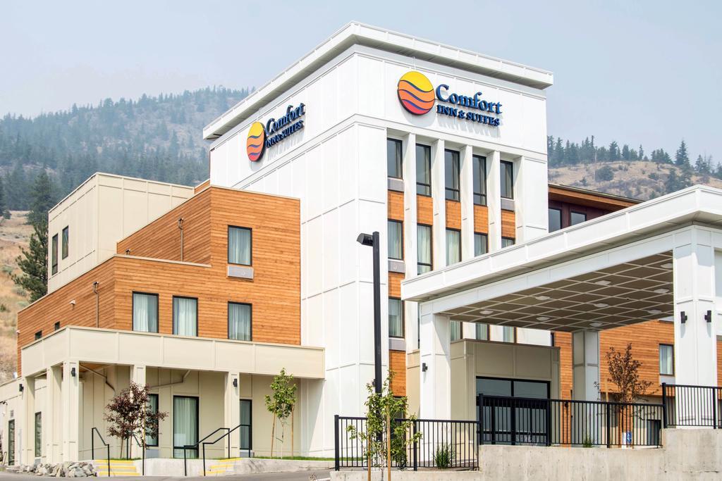Comfort Inn & Suites Меррітт Екстер'єр фото
